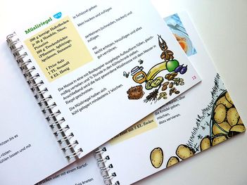Rezeptbücher + Broschüre für Schulen